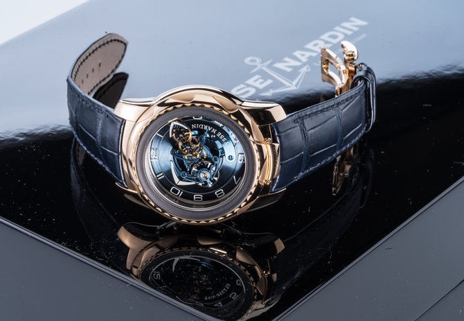 Ulysse Nardin 2056-131/03 Freak Blue Cruiser - фото 13