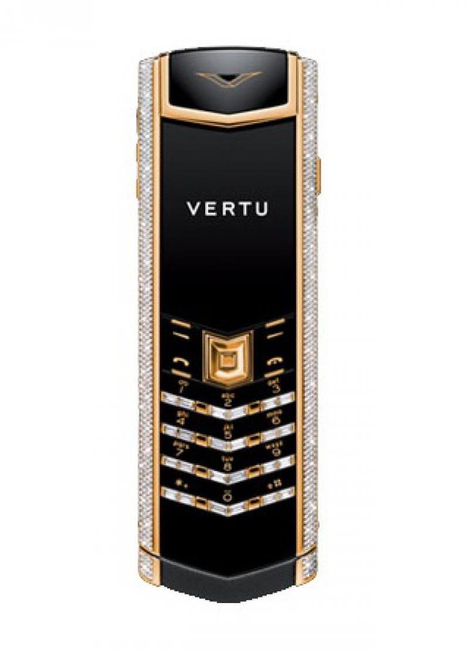 Vertu 002W4C1 Signature Yellow Gold Full Pave Diamond Bezel Baguette Diamond Keys Black Ceramic Back Black Leather - фото 1