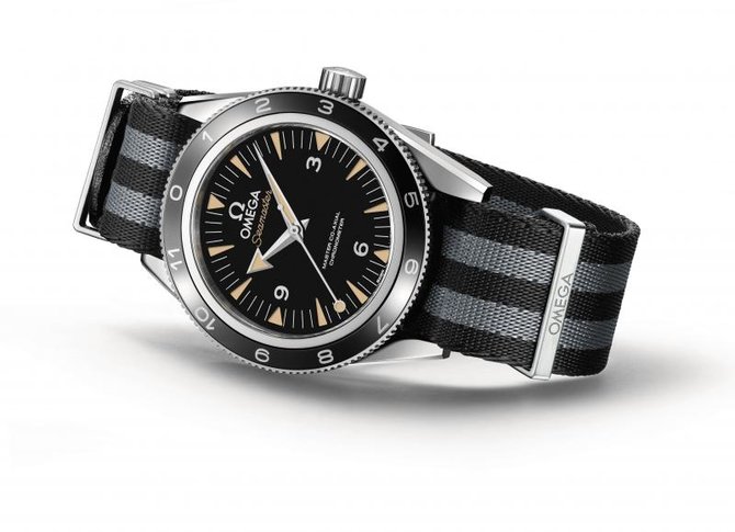 Omega 233.32.41.21.01.001 Seamaster 300 Co-Axial 41 mm - фото 2