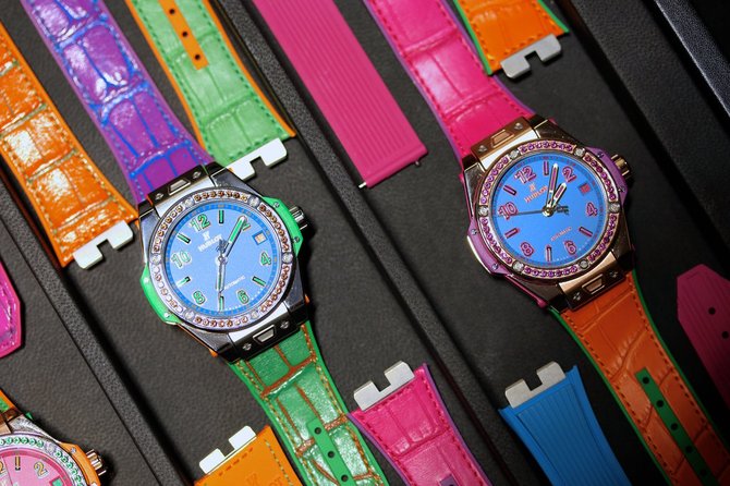 Hublot 465.OG.7398.LR.1222.POP16 Big Bang One Click 39 mm Pop Art King Gold Apple - фото 2