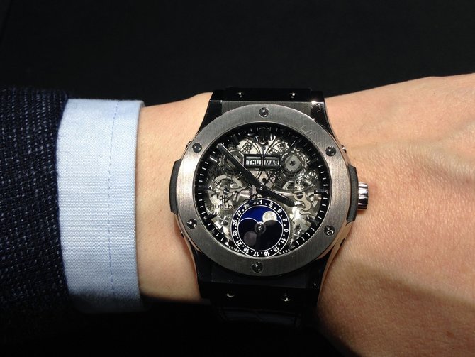 Hublot 547.NX.0170.LR Classic Fusion Aerofusion Moonphase Titanium - фото 2