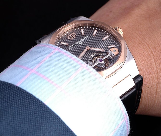 Girard Perregaux 99105-26-231-BB6A Laureato Tourbillon - фото 2