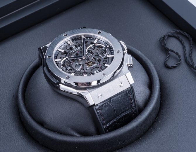 Hublot 525.NX.0170.LR Classic Fusion Aerofusion Chronograph Titanium - фото 2