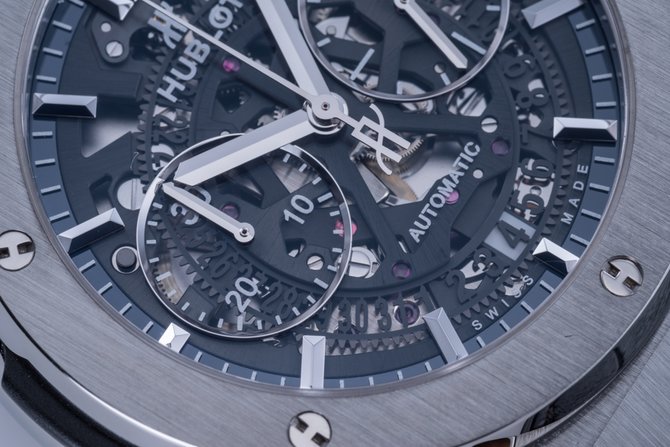Hublot 525.NX.0170.LR Classic Fusion Aerofusion Chronograph Titanium - фото 12