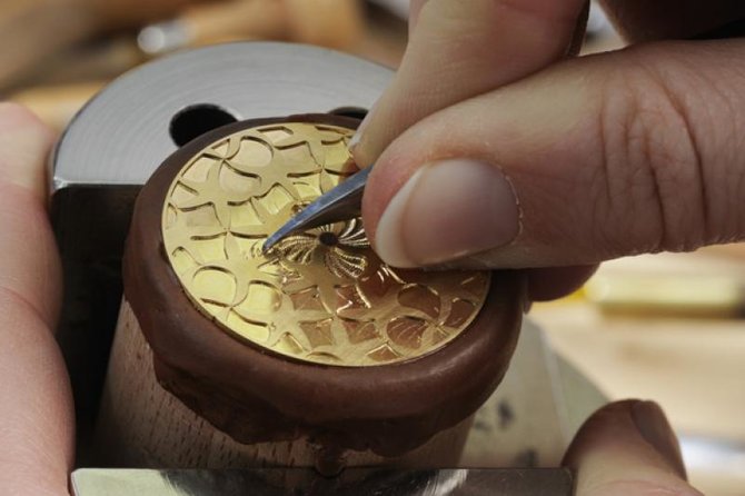 Vacheron Constantin 86222/000G-9685 Metiers D'Art Les Univers Infinis - фото 4