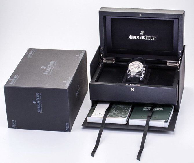 Audemars Piguet 26202AU.OO.D002CA.01 Royal Oak Offshore Jarno Trulli Limited Edition 500 - фото 18